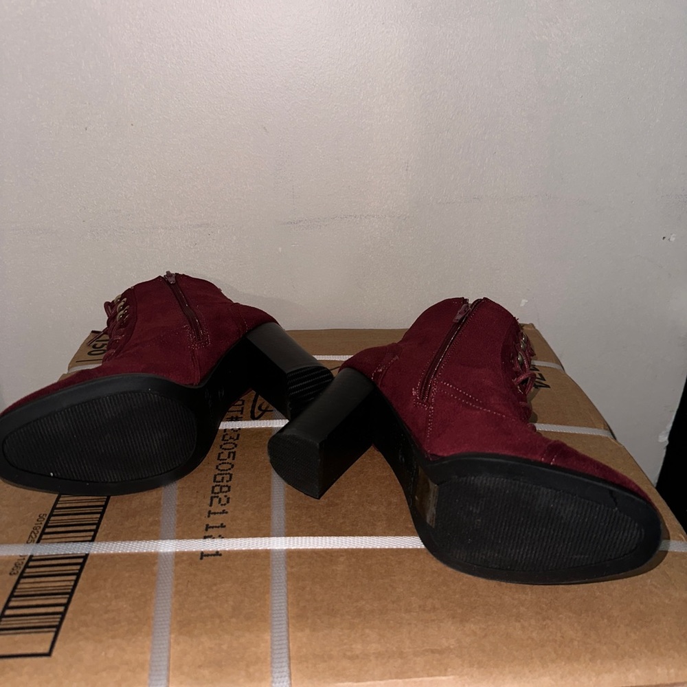 Booties - Picture 3 of 4